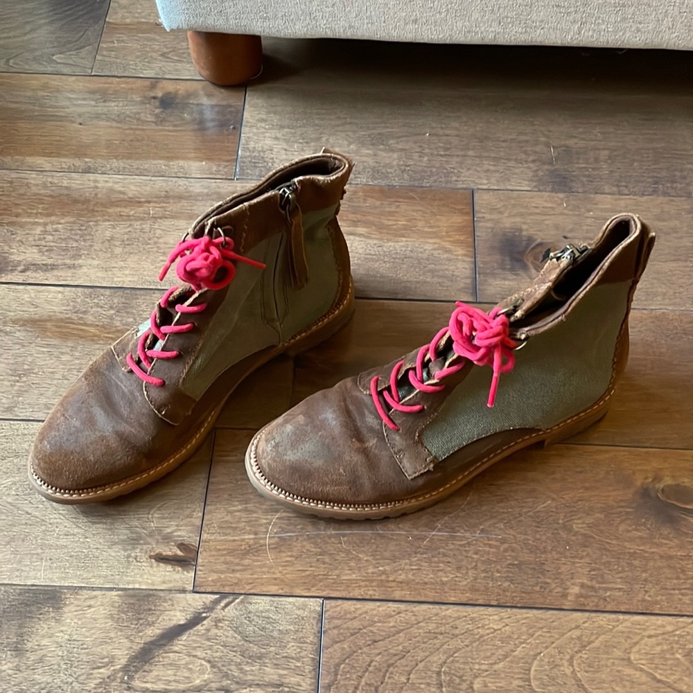 Toms Nolita Lace up ankle booties